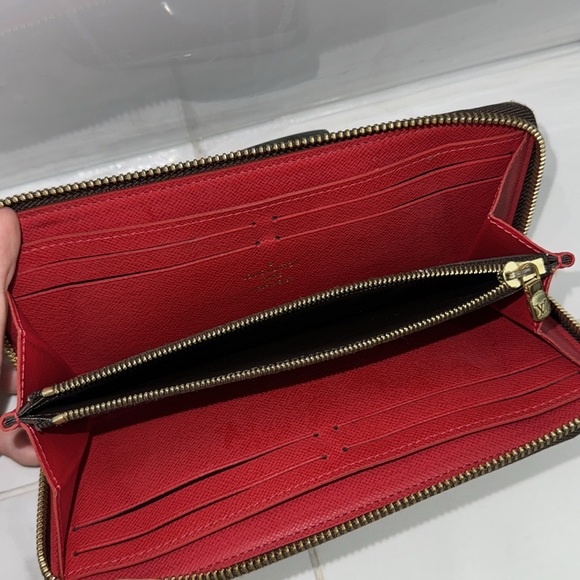 Louis Vuitton Damier Long Wallet - Picture 3 of 7